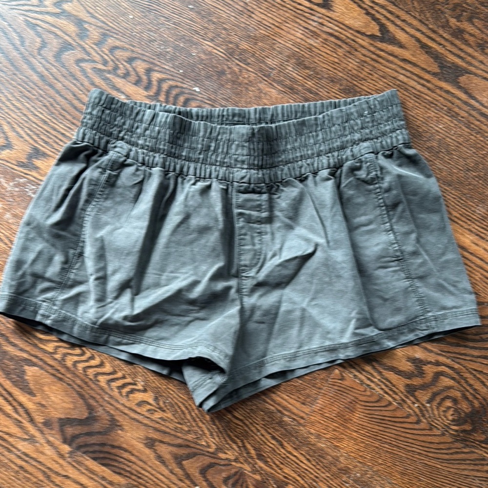 aerie High-Waist Elastic-Waist Olive Shorts